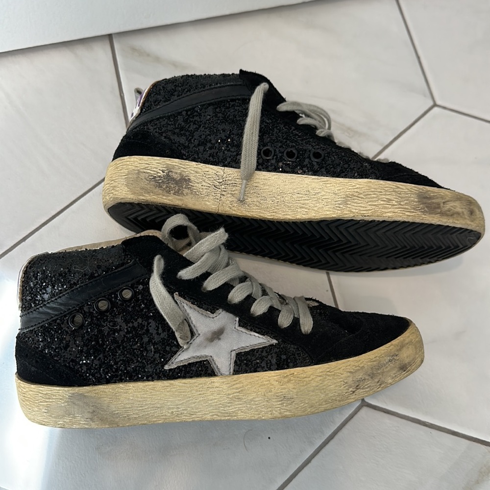 Authentic GOLDEN GOOSE sneakers - size 36